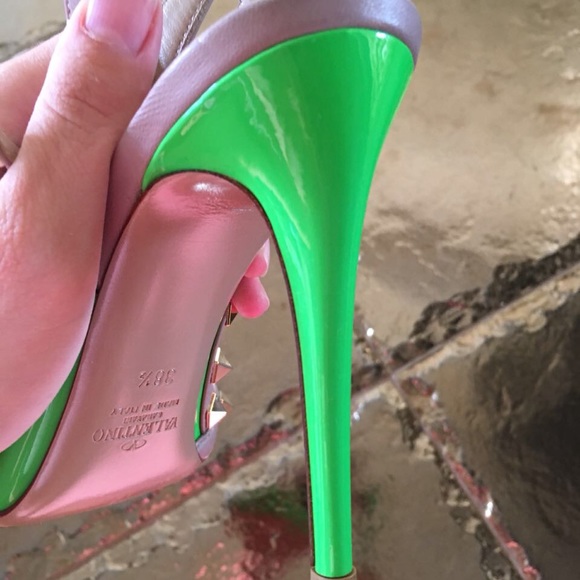 Valentino Garavani Rockstud - Picture 5 of 8